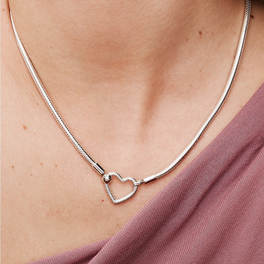 Pandora Heart Silver Necklace - Picture 3 of 4